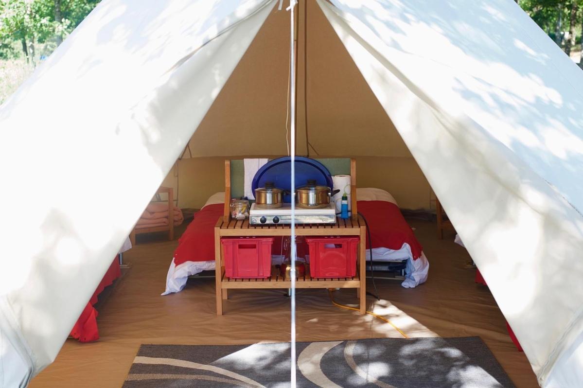 Camping Etang Du Camp Senergues 外观 照片