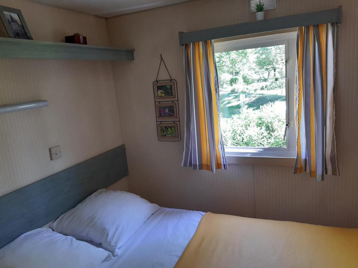 Camping Etang Du Camp Senergues 外观 照片